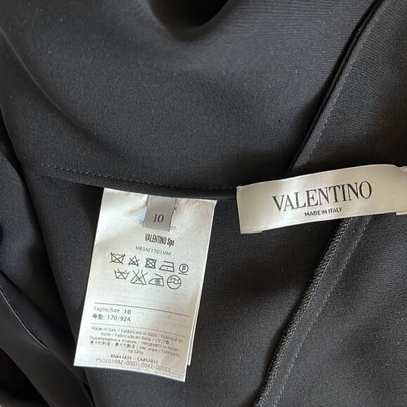 Valentino Black Long Sleeves Blouse Top  Size 10 Cowl And Bow back  Size 10 NWT - Picture 13 of 15